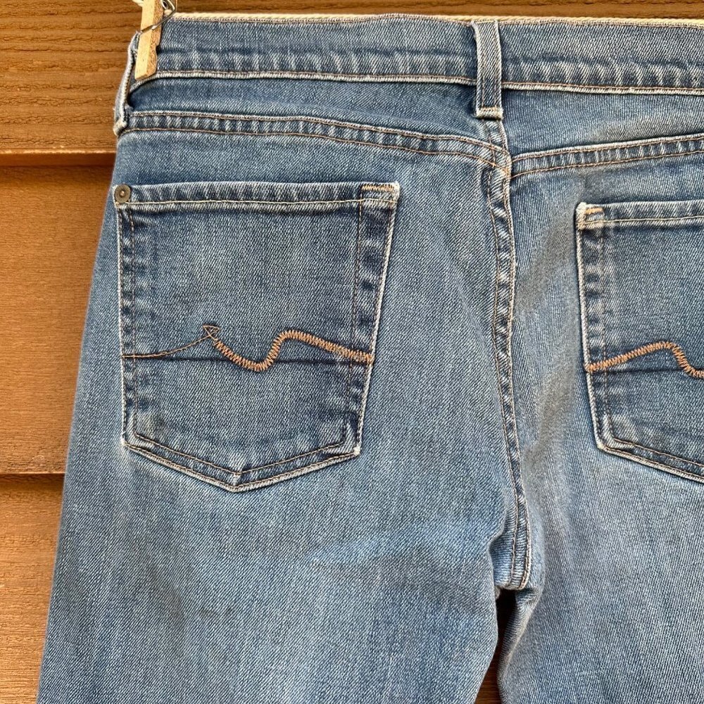 7 for All Mankind Destroyed Bootcut Worked in Low Rise Blue Jeans Size 30 - Picture 9 of 10